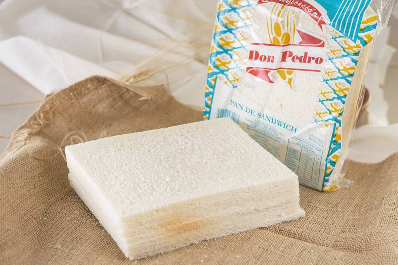 Pan de miga común